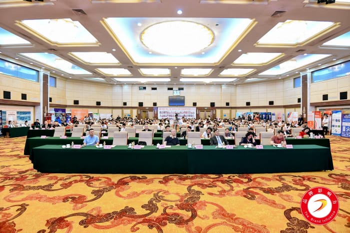 以智變引未來，以信立筑根基！智邦國際榮獲“數智一體化領軍品牌”